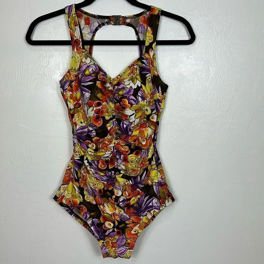 It Figures Floral Print Ruched Tummy Tucker One Piece Swimsuit Size 8